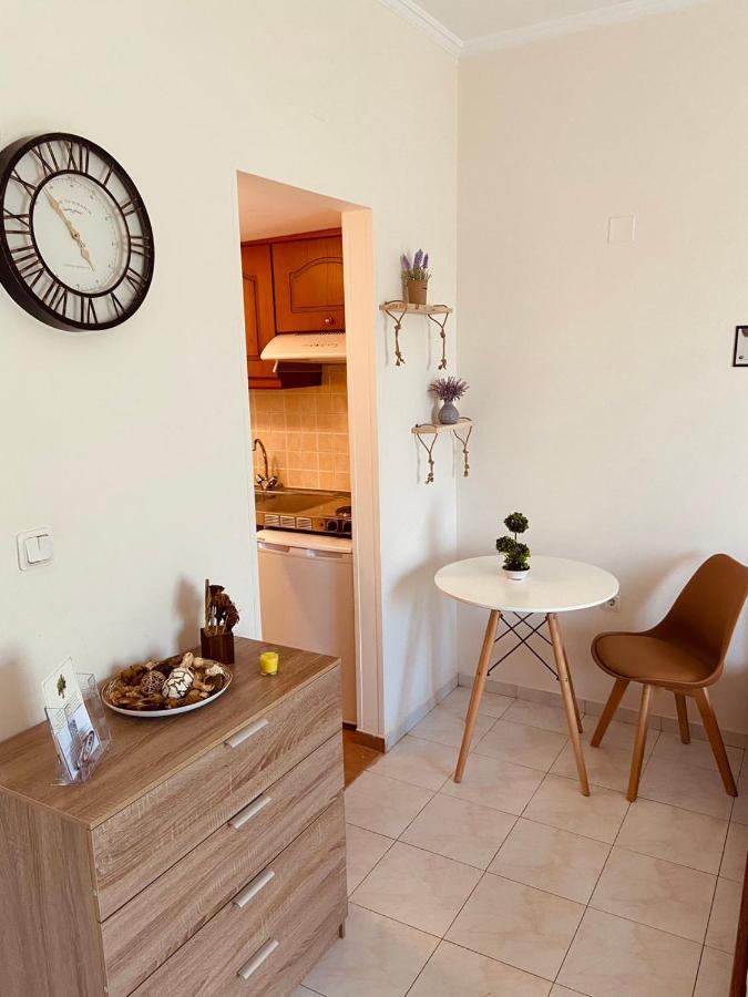 Filoxenia Apartments Mytilíni Buitenkant foto